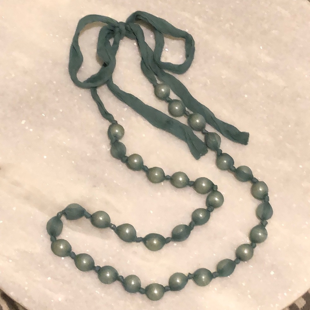 💥4 for $20💥 Ribbon Tie Chunky Bead Necklace